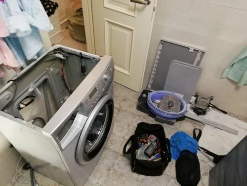 Ремонт стиральных машин Whirlpool в Слободской в октябре