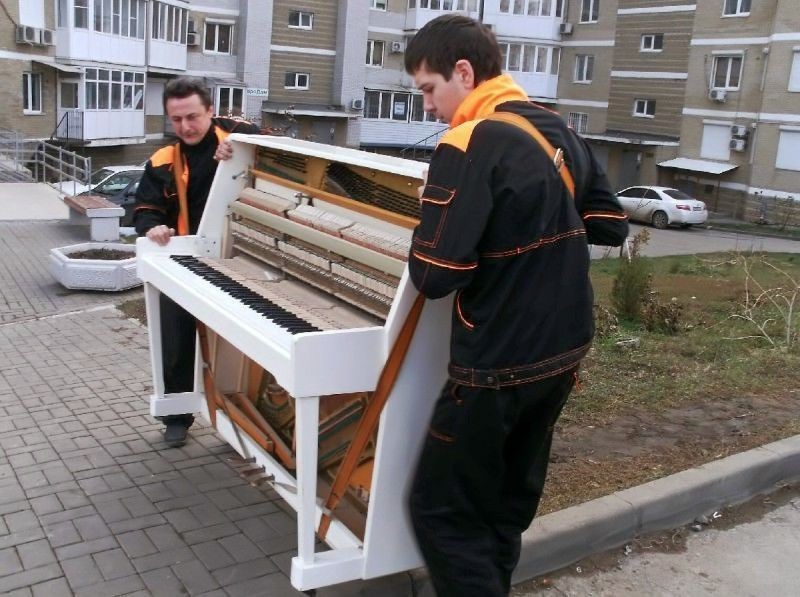 Перевозка пианино и рояля в Слободской — цена от 824 руб., грузчики, упаковка — Мастер24